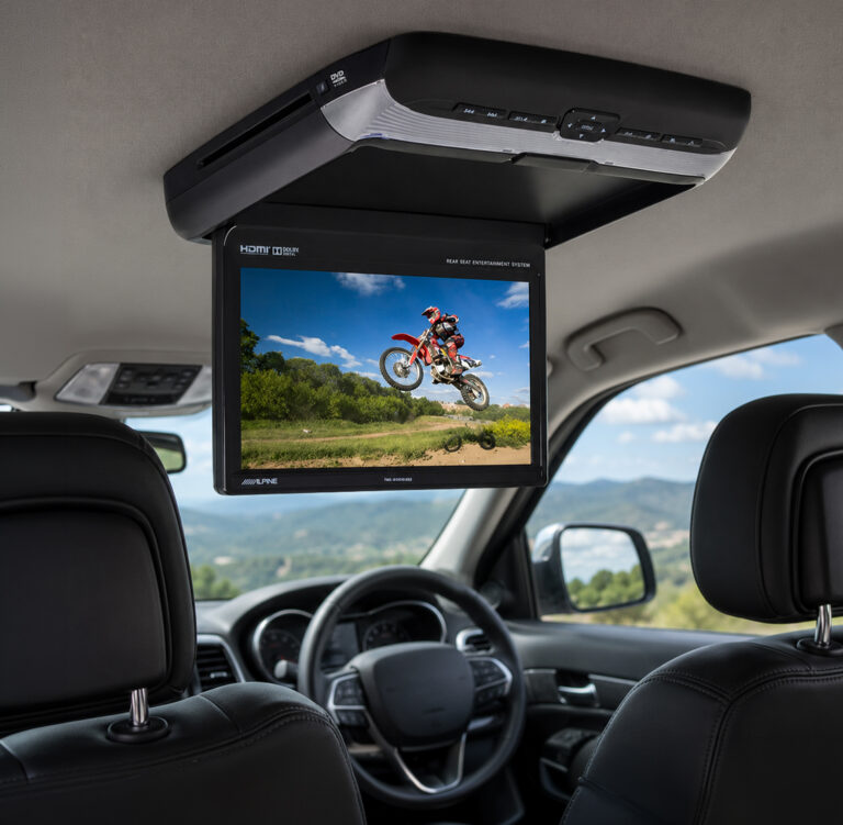 Entertainment_Roof Mounted DVD Palyer