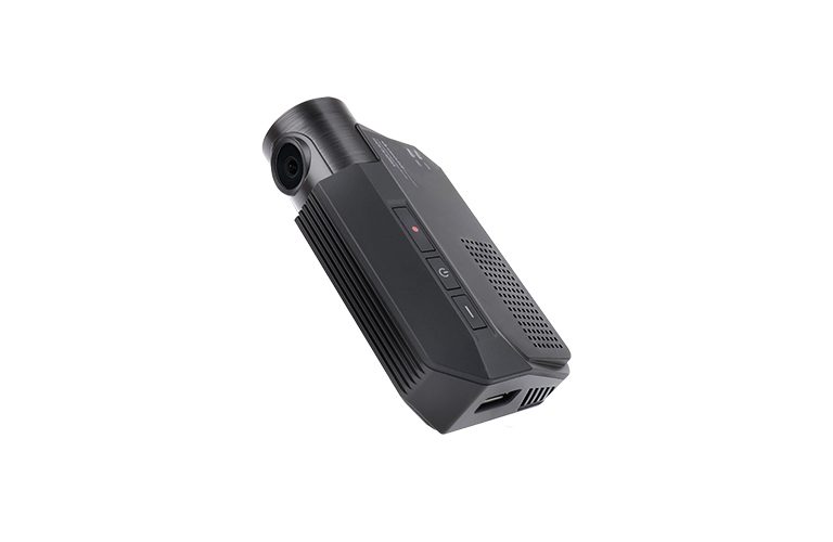 M3 RoadView dash camera front and top angle